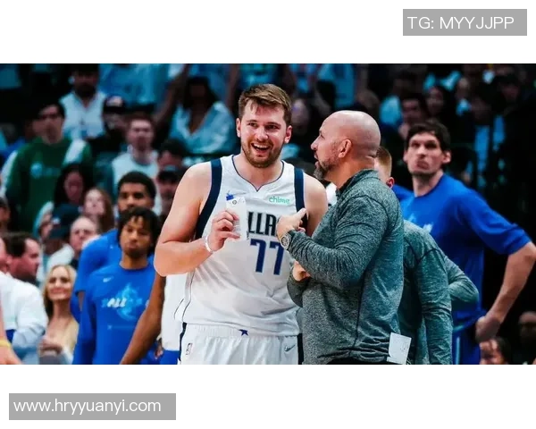 独行侠遭遇主场剧逆，勇士四人上双零封制胜神奇之夜